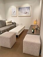 Tott Stay – Easy Slope Access