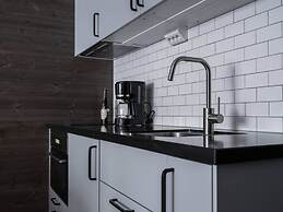 Tott Stay – Easy Slope Access