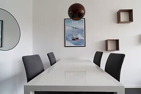 Tott Stay – Easy Slope Access