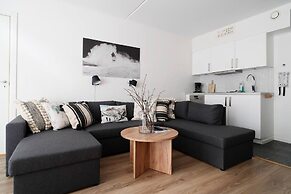 Tott Stay – Easy Slope Access