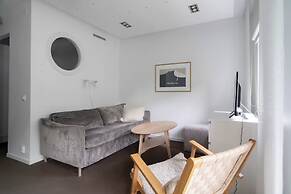 Tott Stay – Easy Slope Access