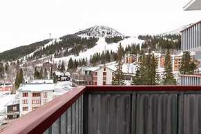 Tott Stay – Easy Slope Access