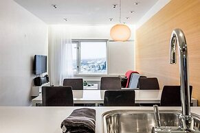 Tott Stay – Easy Slope Access