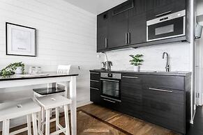 Tott Stay – Easy Slope Access