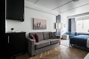 Tott Stay – Easy Slope Access