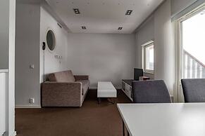 Tott Stay – Easy Slope Access