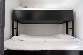 Tott Stay – Easy Slope Access