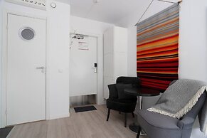 Tott Stay – Easy Slope Access