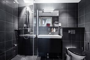 Tott Stay – Easy Slope Access