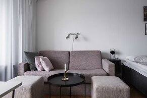 Tott Stay – Easy Slope Access