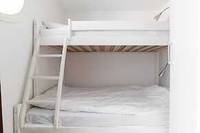 Tott Stay – Easy Slope Access