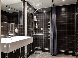 Tott Stay – Easy Slope Access