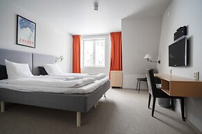 Tott Stay – Easy Slope Access