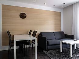 Tott Stay – Easy Slope Access