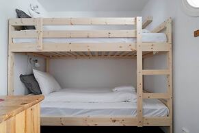 Tott Stay – Easy Slope Access