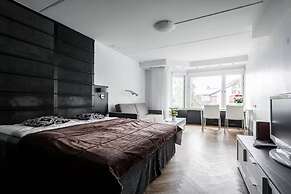 Tott Stay – Easy Slope Access