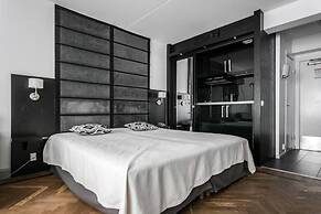 Tott Stay – Easy Slope Access