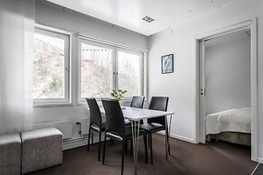 Tott Stay – Easy Slope Access