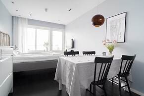 Tott Stay – Easy Slope Access