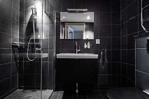 Tott Stay – Easy Slope Access