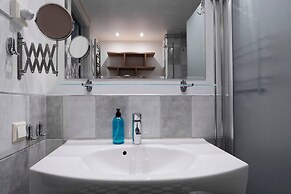 Tott Stay – Easy Slope Access