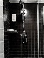 Tott Stay – Easy Slope Access