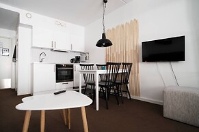 Tott Stay – Easy Slope Access