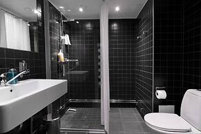 Tott Stay – Easy Slope Access