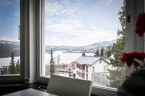 Tott Stay – Easy Slope Access