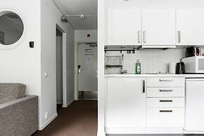 Tott Stay – Easy Slope Access