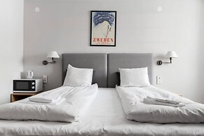 Tott Stay – Easy Slope Access