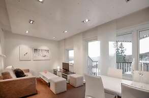 Tott Stay – Easy Slope Access