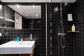 Tott Stay – Easy Slope Access