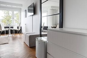 Tott Stay – Easy Slope Access