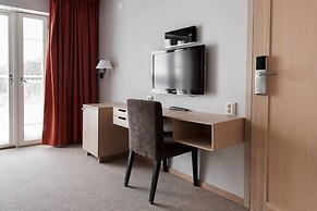 Tott Stay – Easy Slope Access