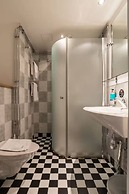 Tott Stay – Easy Slope Access