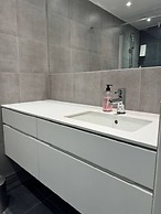 Tott Stay – Easy Slope Access