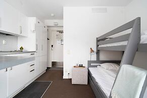 Tott Stay – Easy Slope Access