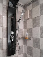 Tott Stay – Easy Slope Access