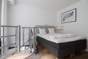 Tott Stay – Easy Slope Access