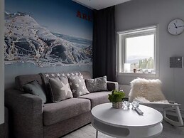 Tott Stay – Easy Slope Access