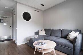 Tott Stay – Easy Slope Access