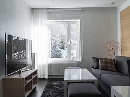 Tott Stay – Easy Slope Access