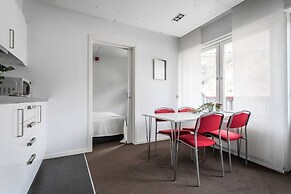 Tott Stay – Easy Slope Access