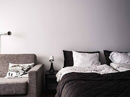 Tott Stay – Easy Slope Access