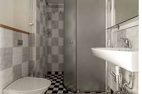 Tott Stay – Easy Slope Access