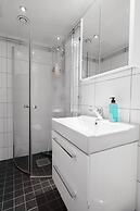 Tott Stay – Easy Slope Access