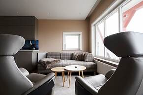 Tott Stay – Easy Slope Access