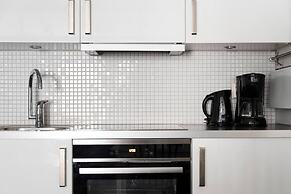 Tott Stay – Easy Slope Access