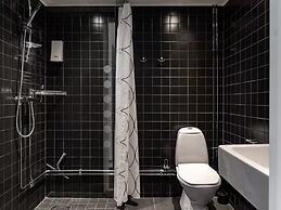 Tott Stay – Easy Slope Access